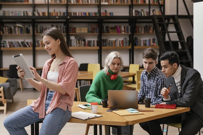 social media for french learning